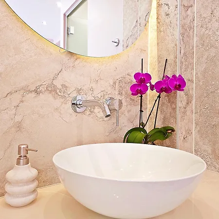 Panorama Penthouse - 5 Star With Roof Jacuzzi * Spalato