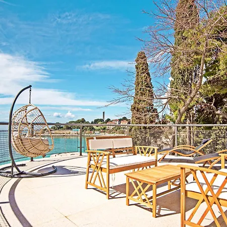 Panorama Penthouse - 5 Star With Roof Jacuzzi Appartamento