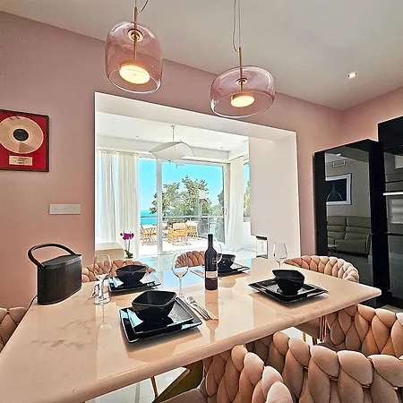 Apartman Panorama Penthouse - 5 Star With Roof Jacuzzi Split