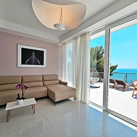 Panorama Penthouse - 5 Star With Roof Jacuzzi
